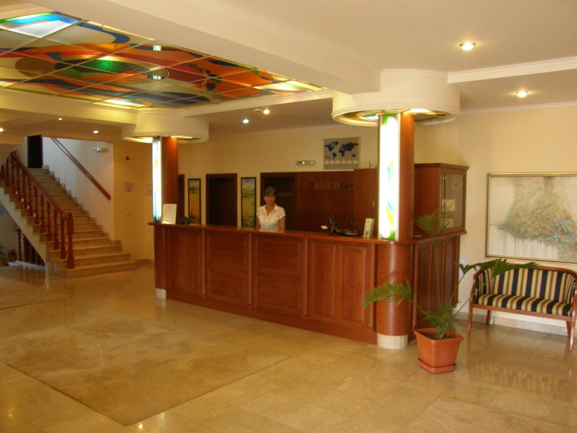 Hotel Center Apriltsi  Exterior foto